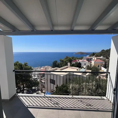 Three Olive Homes Semesterbostad *