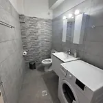 Three Olive Homes 度假居 *
