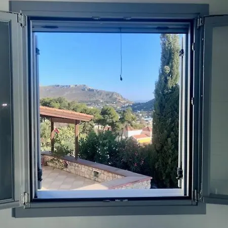 Holiday home Three Olive Homes