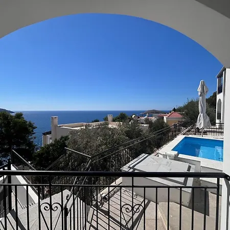 Three Olive Homes Kalymnos Town