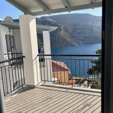 Three Olive Homes Ferienhaus