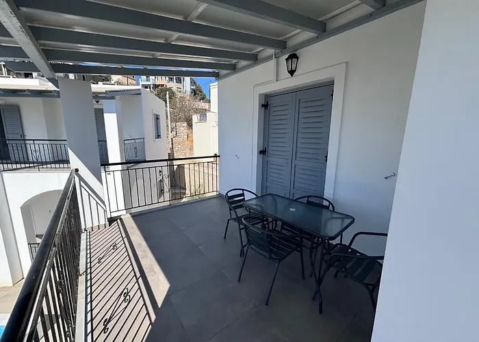 بيت للعطل Three Olive Homes *