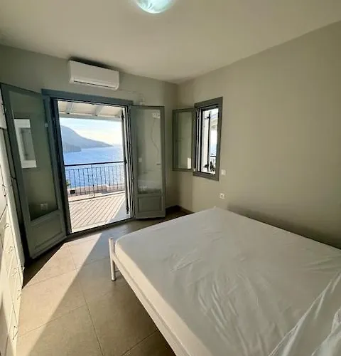 بيت للعطل Three Olive Homes *