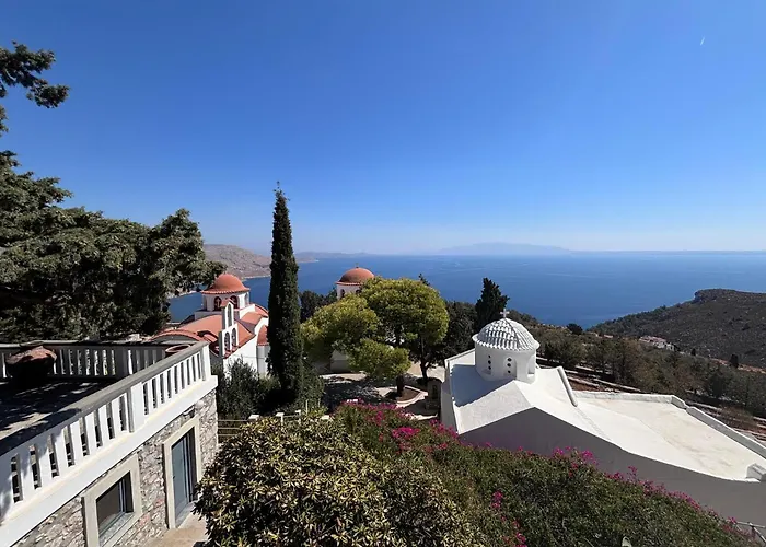 بيت للعطل Three Olive Homes