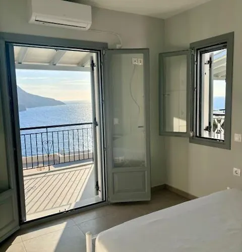 بيت للعطل Three Olive Homes *