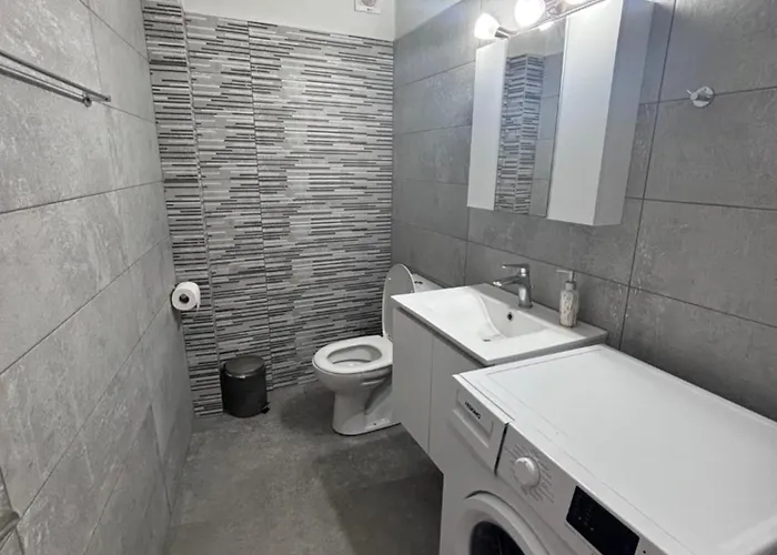 Three Olive Homes بيت للعطل *