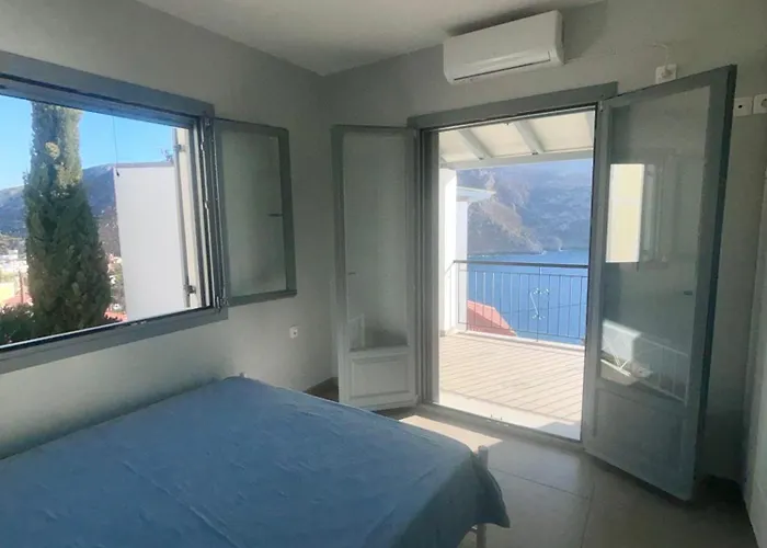 بيت للعطل Three Olive Homes *